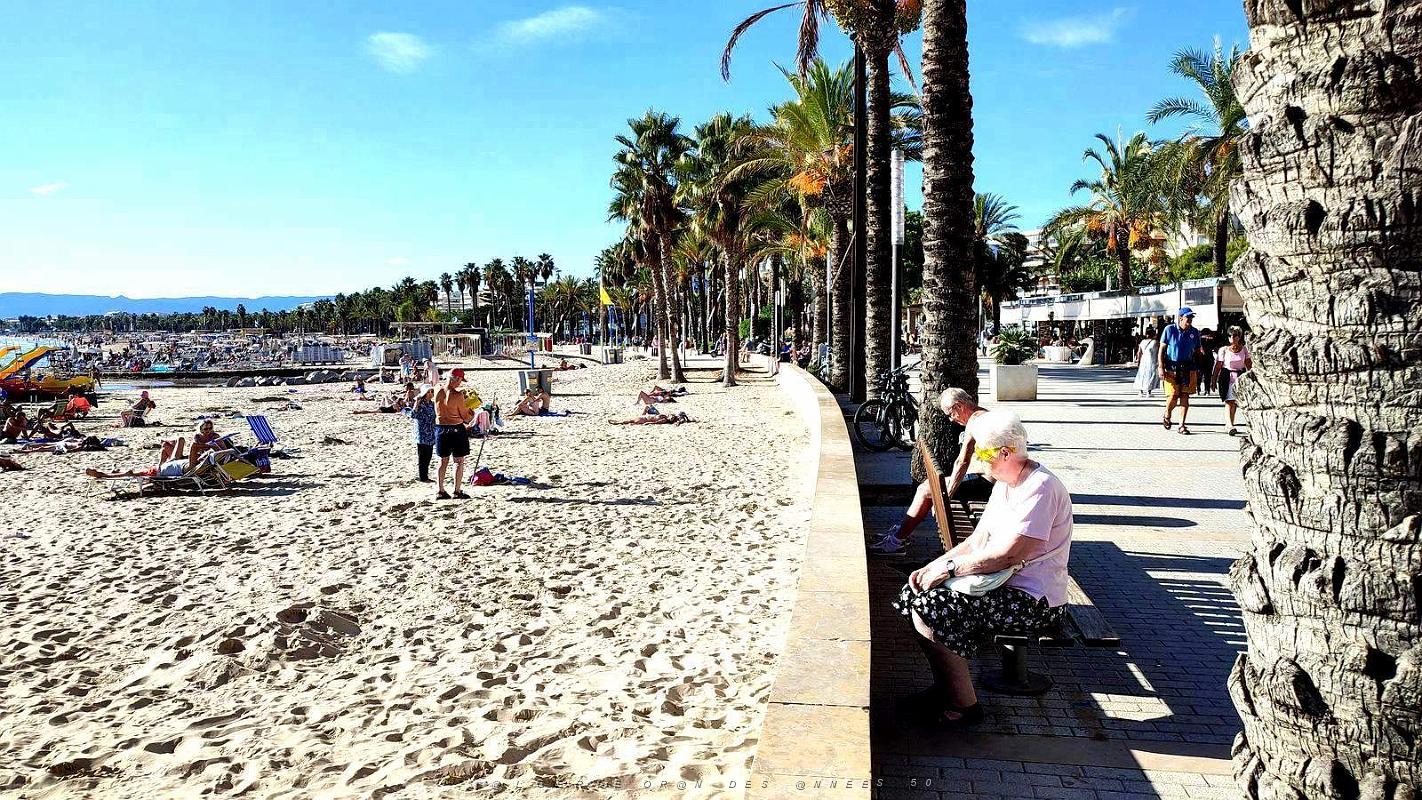 Salou - Plage du Levant et Passeo Jacques 1er - 018.jpg